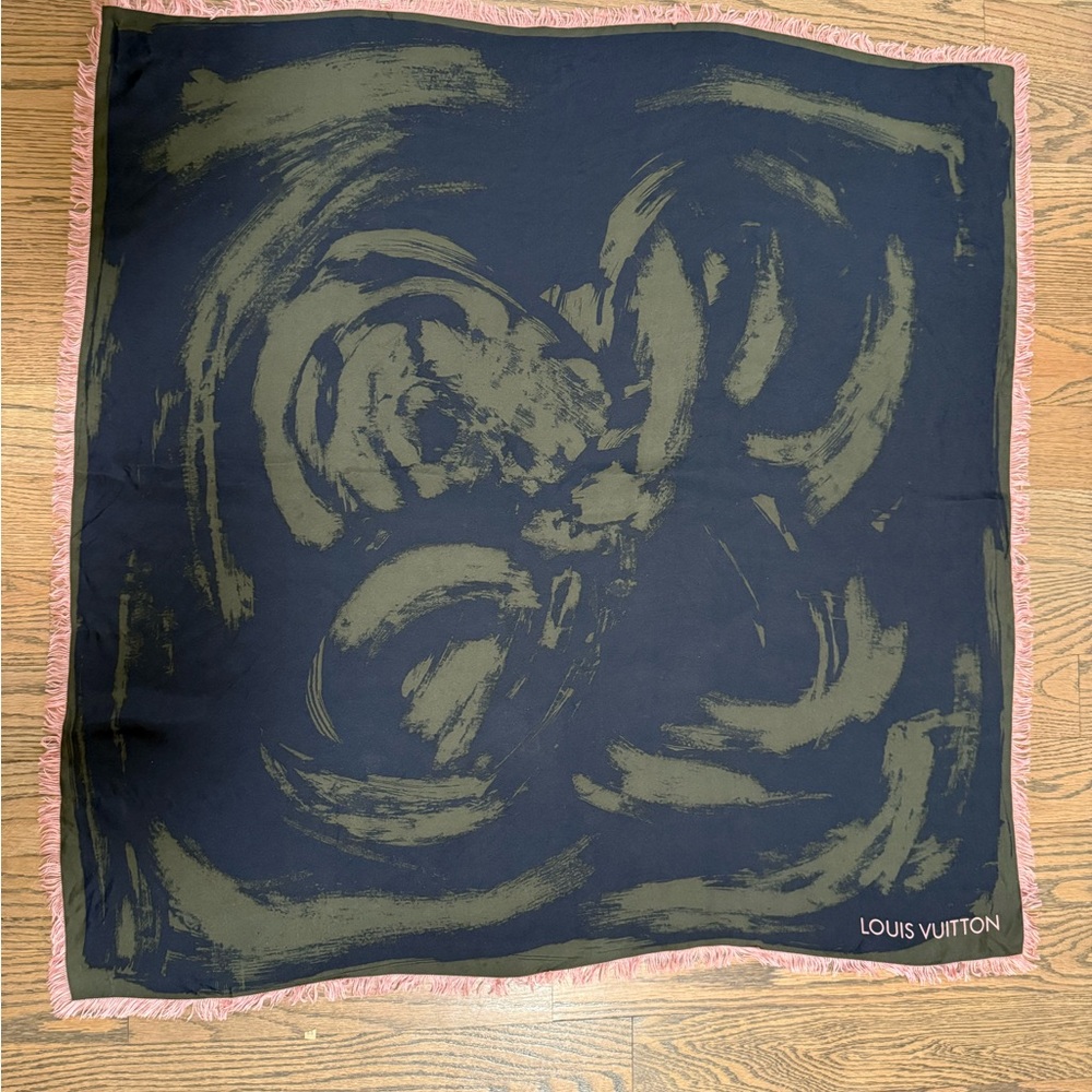Louis Vuitton Navy and Green Scarf  100% Authentic